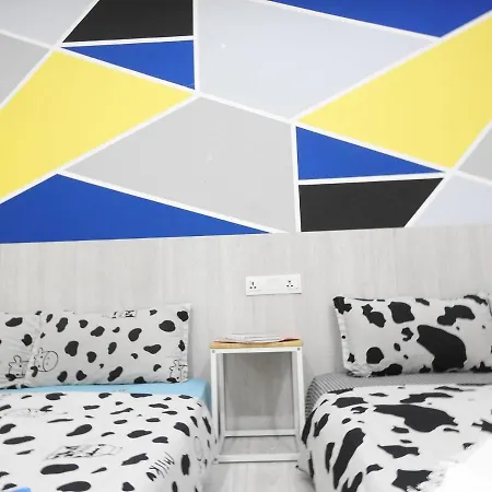 Restary: Cartoon-Themed Apartment with Infinity Pool near Imago Mall Kota Kinabalu Exterior photo