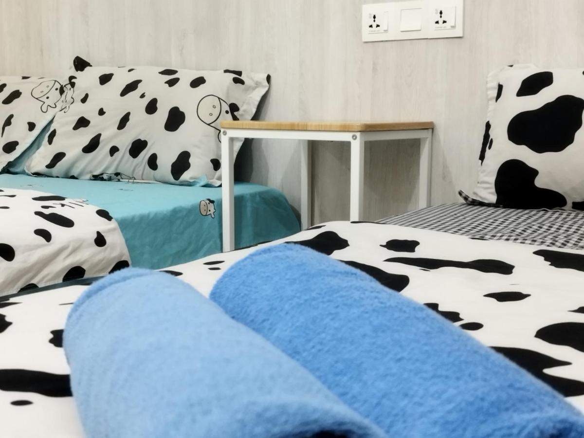 Apartment Restary: Cartoon-themed With Infinity Pool Near Imago Mall